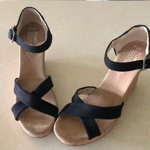 Toms Wedge Heels